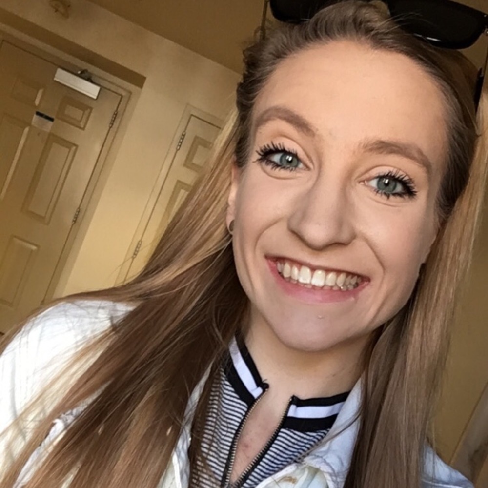 Meet your Posher, Emily